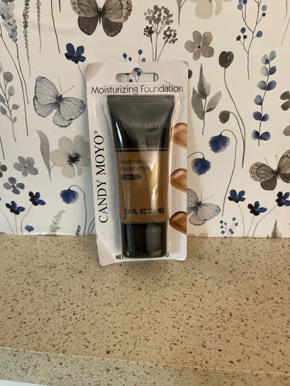 Candy Moyo Moisturizing Foundation, Shade Light 1, 1.0 fl. oz - New in Package